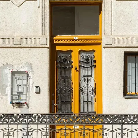 Central Harmony Apartment Budapest Exterior photo